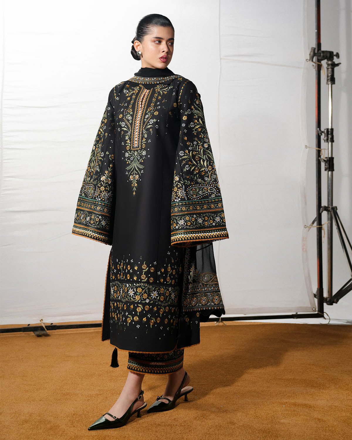 Api Rani Lahor Rani – Jugnu Lahore - Global